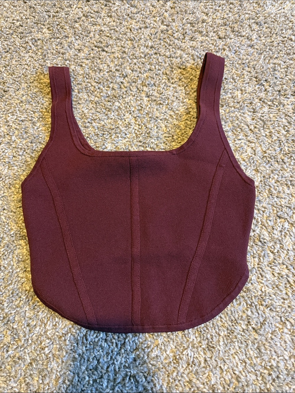 Sleeveless Square Neck Cropped Tank Top in Burgundy
